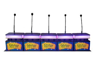 Game Show Mania ⇢ Fabulous Face-Off Feud Style Family Podiums (Set of 10) ⇢ FeudFamily